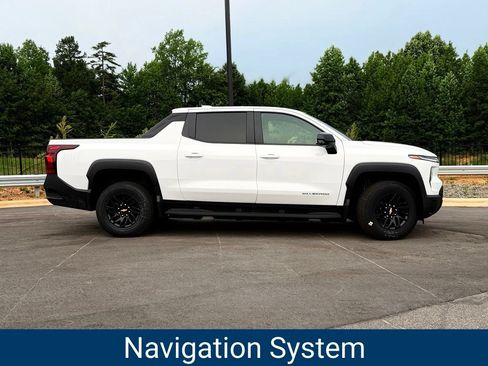 New 2026 Chevrolet Silverado EV W/T AWD/4WD image 2