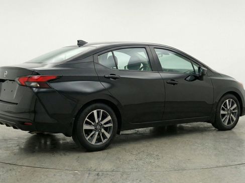 Used 2025 Nissan Versa SV FWD image 9