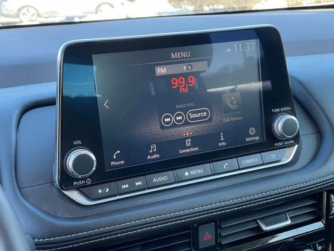 Certified 2023 Nissan Rogue SV w/ SV Premium B Package image 19