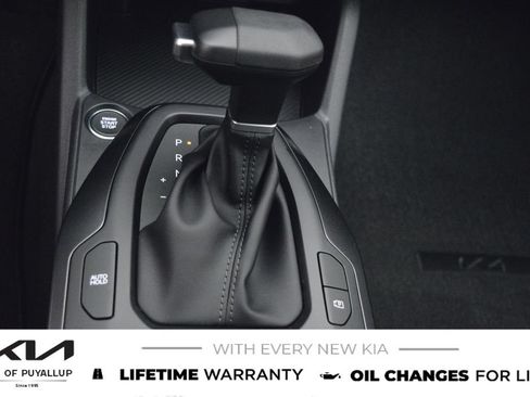 New 2026 Kia K4 FWD image 24