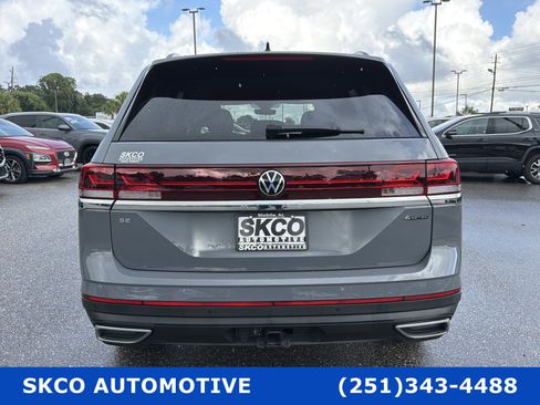Used 2025 Volkswagen Atlas SE AWD/4WD image 5