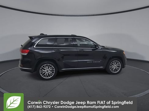Certified 2017 Jeep Grand Cherokee Summit w/ Platinum Series Group AWD/4WD image 15
