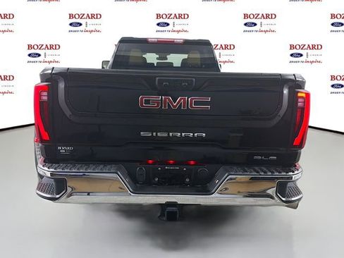 Used 2024 GMC Sierra 3500 SLE w/ SLE Convenience Package image 7