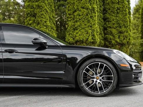 Used 2023 Porsche Panamera 4 Platinum Edition AWD/4WD image 14