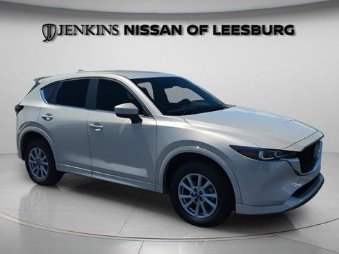 Used 2024 MAZDA CX-5 AWD 2.5 S w/ Select Package image 1