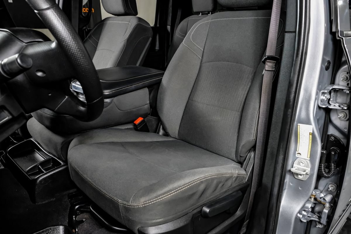 Used 2022 RAM 3500 Tradesman AWD/4WD image 28