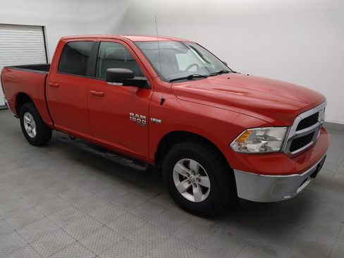 Used 2019 RAM 1500 Classic SLT w/ Luxury Group AWD/4WD image 11