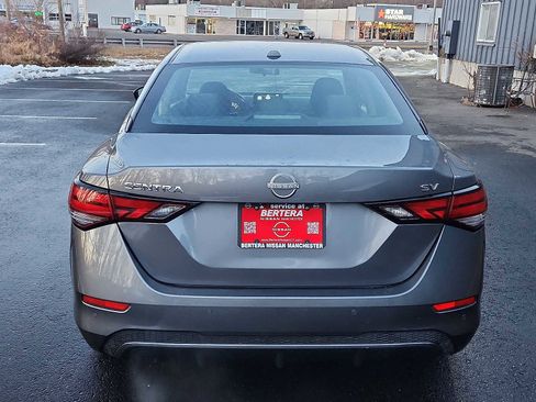 Used 2024 Nissan Sentra SV image 5