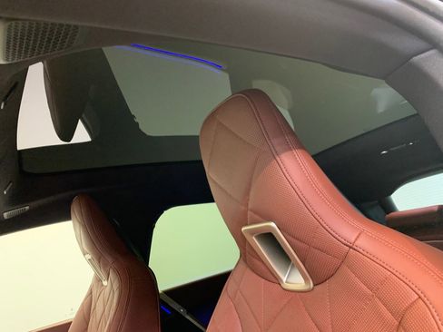 Used 2024 BMW iX M60 image 16