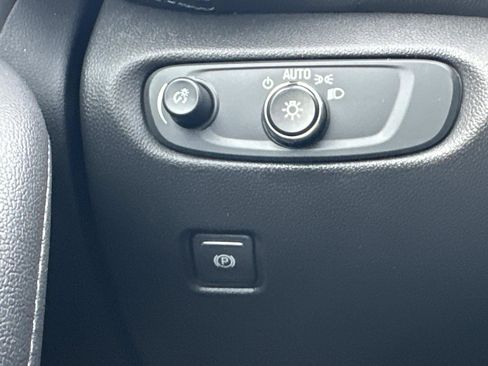 Certified 2021 Chevrolet Blazer LT image 27