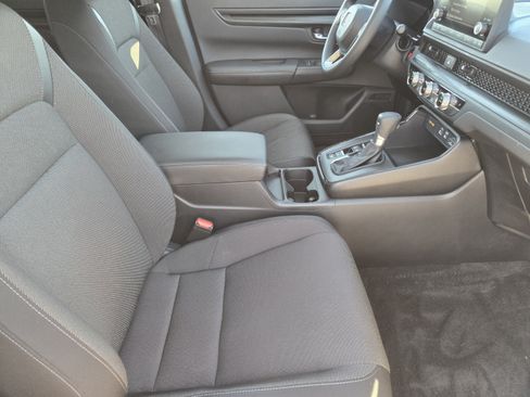 Used 2024 Honda CR-V EX image 10