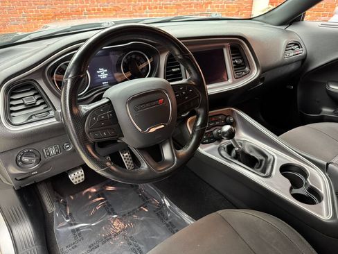 Used 2021 Dodge Challenger R/T Scat Pack RWD image 13