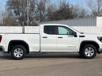 New 2026 GMC Sierra 1500 Pro w/ Pro Value Package