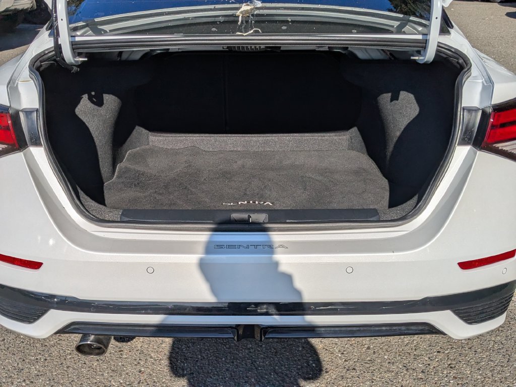 Used 2024 Nissan Sentra SR w/ SR Premium Package FWD image 25
