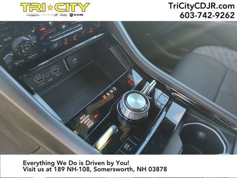 New 2025 Jeep Grand Cherokee Summit image 23