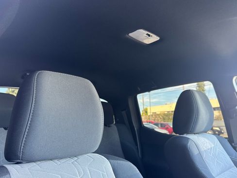 Used 2021 Toyota Tacoma TRD Sport w/ Technology Package image 21