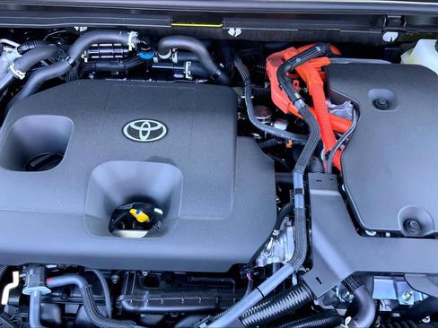 New 2026 Toyota RAV4 XSE w/ Panoramic Sun Roof Package AWD/4WD image 16