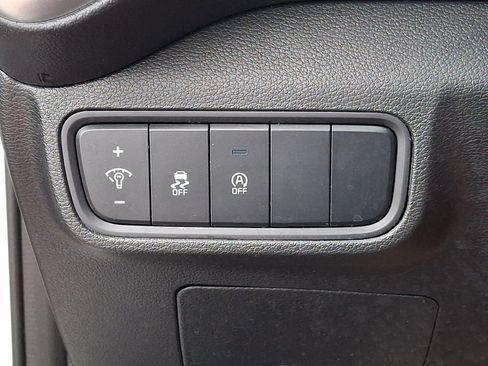 Used 2023 Kia Soul LX FWD image 25