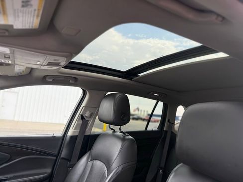 Used 2020 Buick Envision Premium image 17