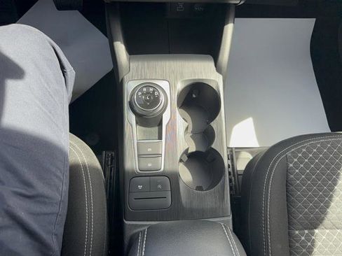 Certified 2023 Ford Escape Active AWD/4WD image 19