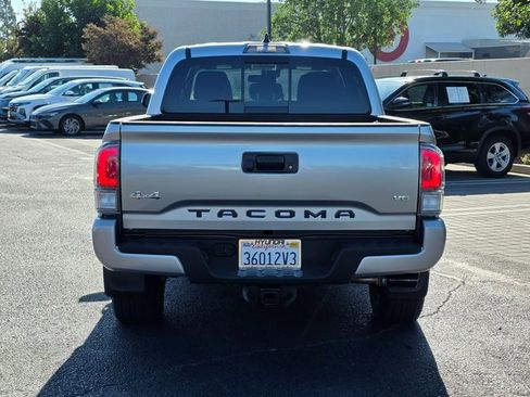 Used 2023 Toyota Tacoma TRD Sport image 6