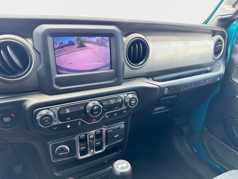 Used 2020 Jeep Wrangler Unlimited Sport S AWD/4WD image 23