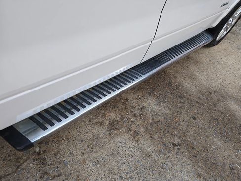 Used 2011 Ford F150 Lariat w/ Lariat Plus Pkg image 51