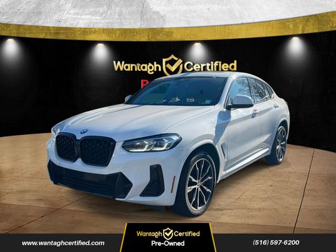 Used 2022 BMW X4 xDrive30i w/ Premium Package Essential image 3