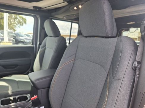 Used 2024 Jeep Wrangler Unlimited Sport AWD/4WD image 11