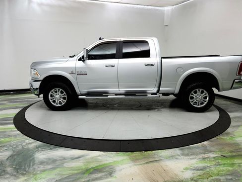Used 2018 RAM 2500 Laramie AWD/4WD image 8