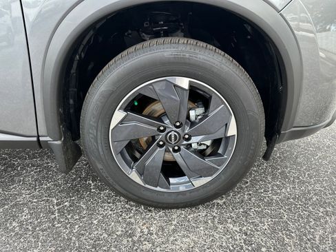 Certified 2026 Nissan Rogue SV image 12