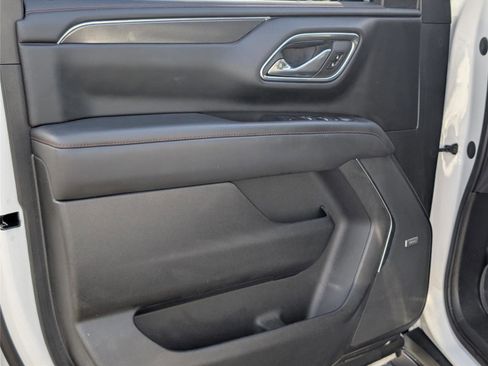 Used 2023 Chevrolet Tahoe RST image 13