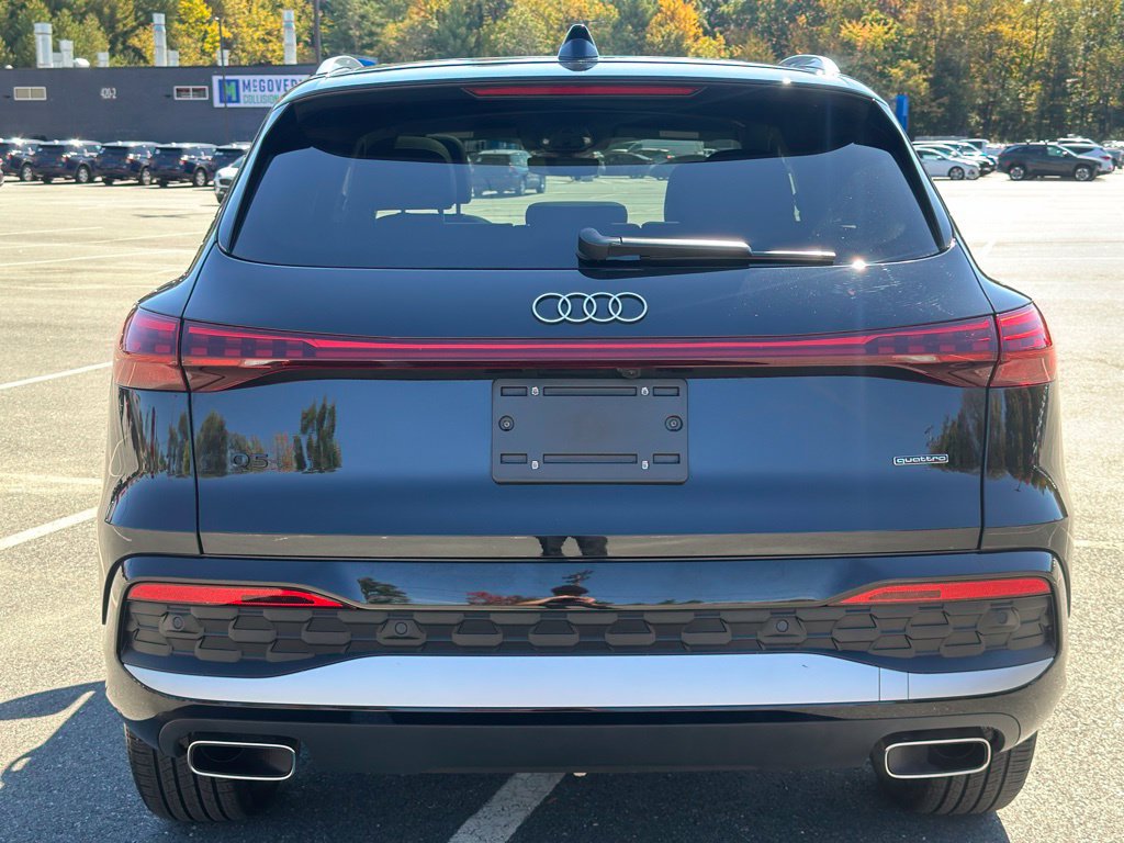 Used 2025 Audi Q5 Premium w/ Convenience Package AWD/4WD image 5