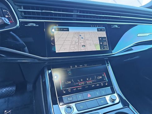 Used 2025 Audi Q8 Premium Plus image 20