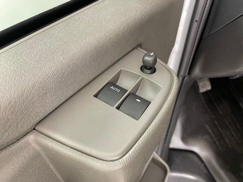 New 2025 Chevrolet Express 2500 Work Van w/ Driver Convenience Package image 27