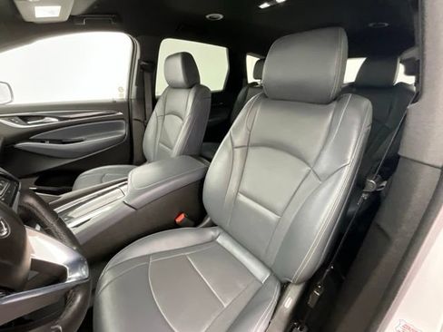 Used 2024 Buick Enclave Premium AWD/4WD image 6