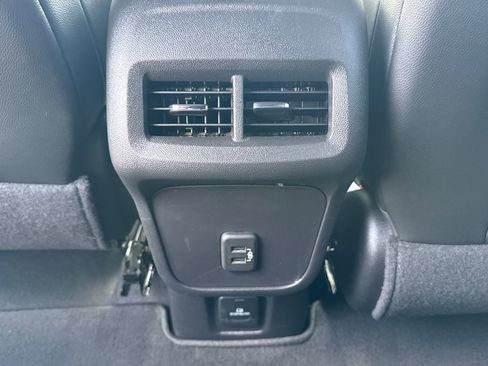 Used 2024 Chevrolet Equinox RS image 26