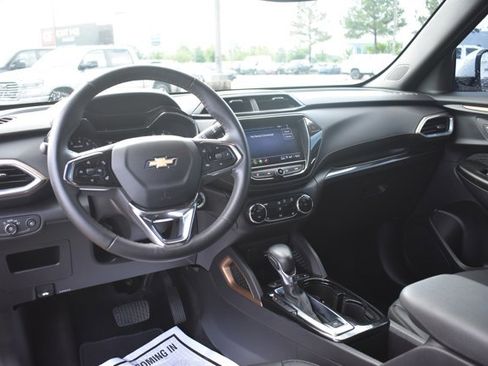 Used 2023 Chevrolet TrailBlazer ACTIV w/ Convenience Package FWD image 18