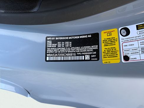 Used 2024 BMW M440i Convertible w/ Premium Package RWD image 34