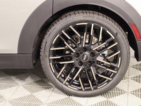 New 2025 MINI Cooper S image 19