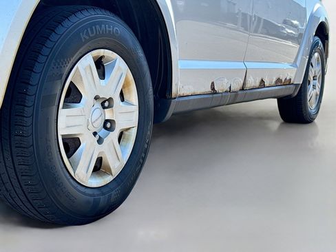 Used 2012 Dodge Journey American Value Package w/ Flexible Seating Group image 14