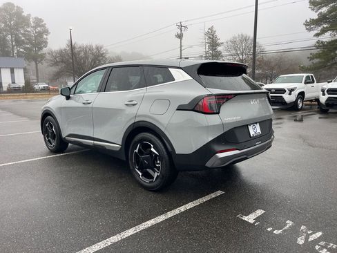 Certified 2026 Kia Sportage EX image 7