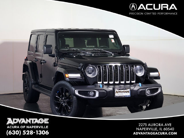 Used 2023 Jeep Wrangler Unlimited Sahara w/ Cold Weather Group AWD/4WD image 1