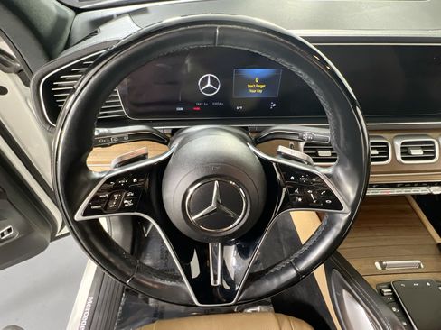 Used 2024 Mercedes-Benz GLE 350 4MATIC image 11