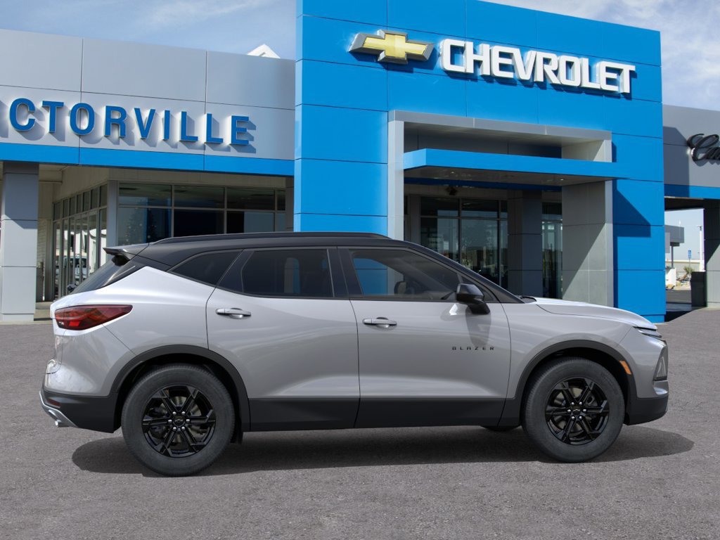 New 2026 Chevrolet Blazer LT w/ Midnight/Sport Edition FWD image 5