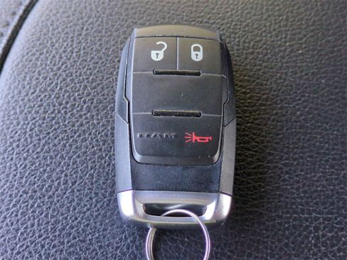 Used 2024 RAM 3500 Big Horn image 27