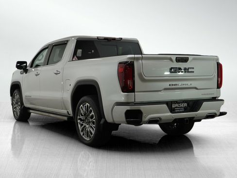 Used 2023 GMC Sierra 1500 Denali Ultimate image 4