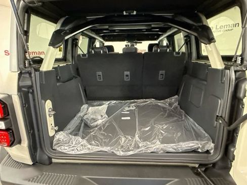 New 2026 Ford Bronco Raptor w/ Interior Carbon Fiber Pack AWD/4WD image 27