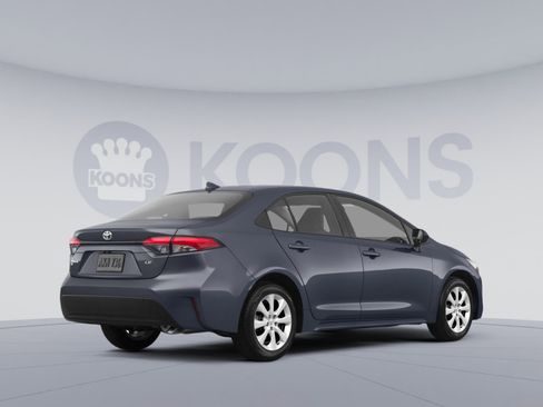 Used 2023 Toyota Corolla LE FWD image 4