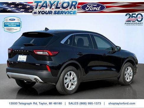 Certified 2024 Ford Escape Active AWD/4WD image 3